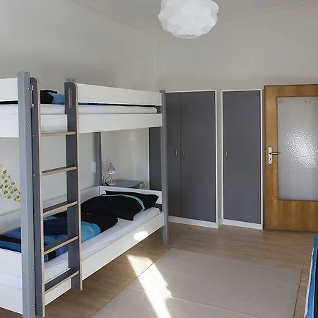 Stilvolle Altbauwohnung In Zentraler Lage アパート *